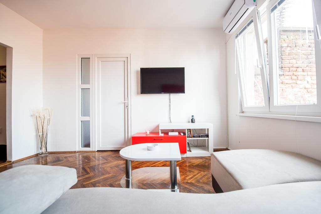 Apartment Andreja เบลเกรด ภายนอก รูปภาพ
