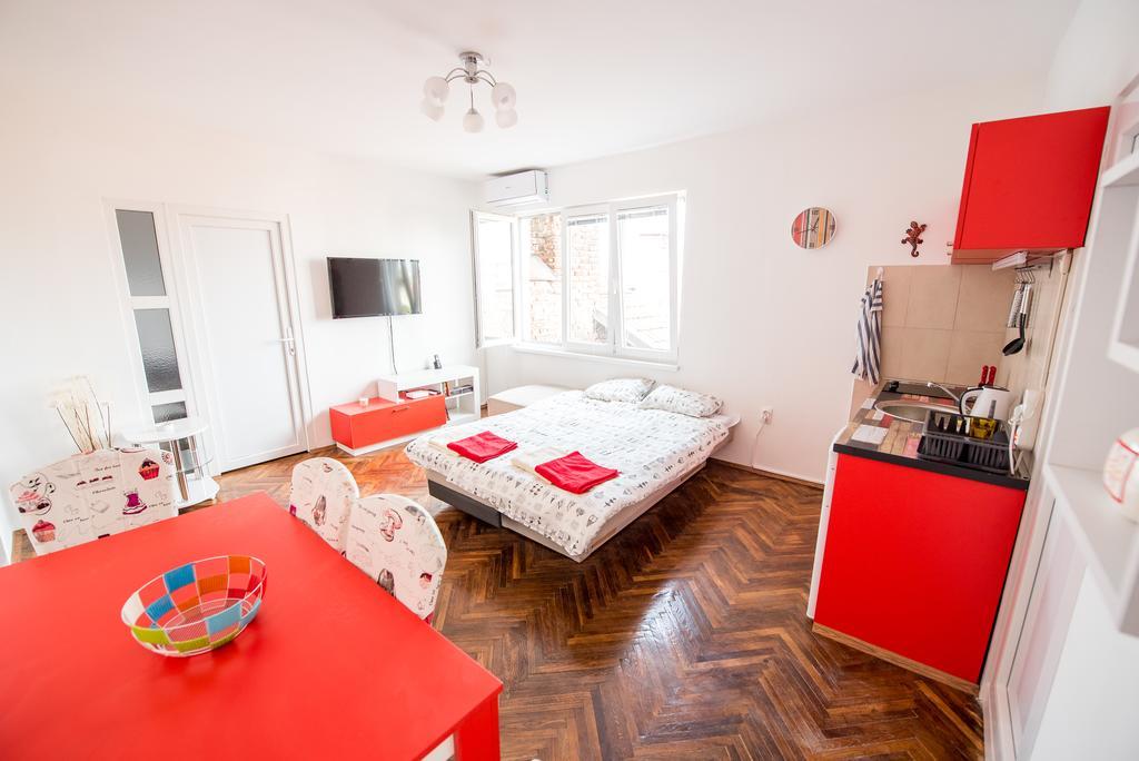 Apartment Andreja เบลเกรด ภายนอก รูปภาพ
