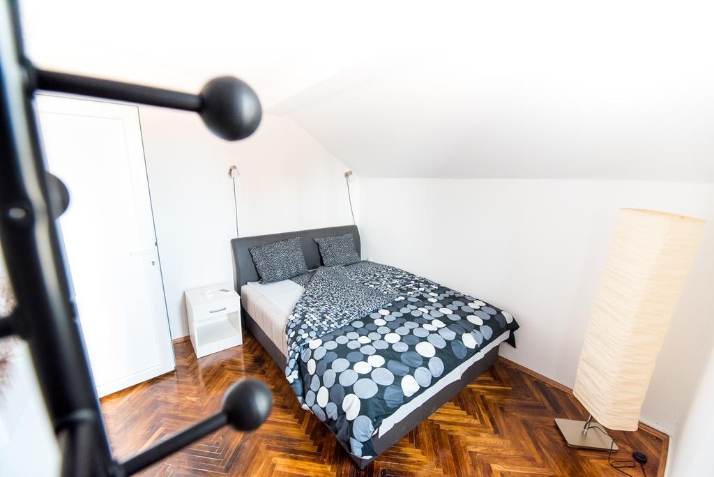 Apartment Andreja เบลเกรด ภายนอก รูปภาพ